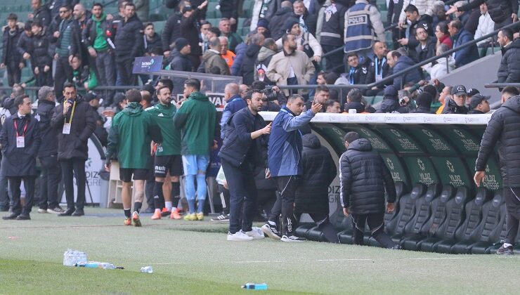 Konyaspor maçında Selçuk İnan’dan görülmemiş protesto