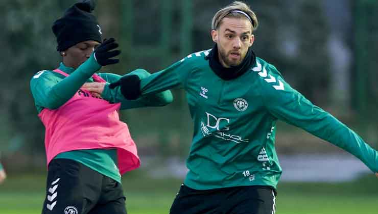 Konyaspor topbaşı yaptı! Gözler Samsunspor’da