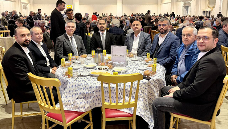 Makine mühendisleri iftarda buluştu