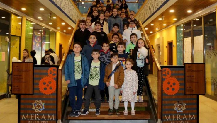 MEGA’da “Dijital Çağda Ebeveynlik” seminerine yoğun ilgi