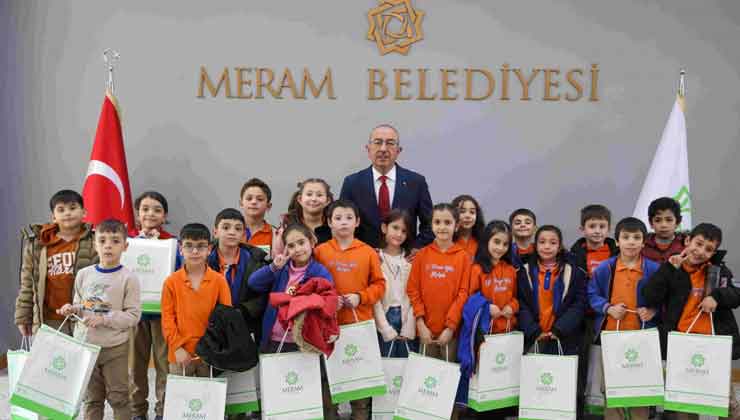 Meram’da miniklerden belediye ziyareti