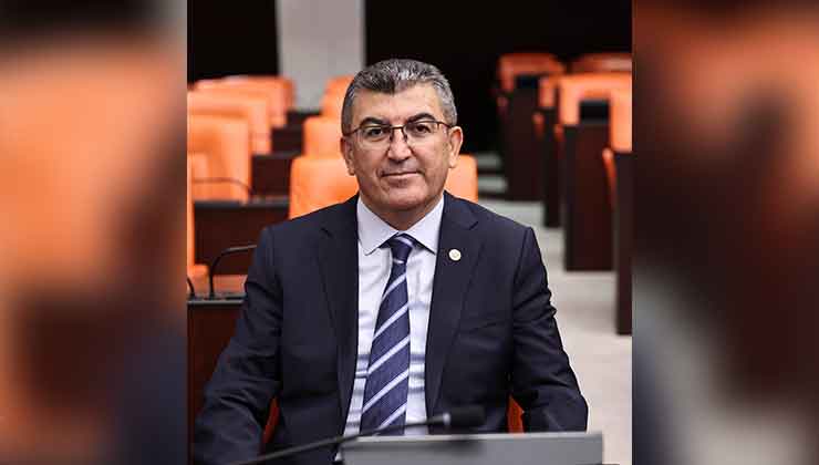 Milletvekili Ekici’den Konyaspor maçındaki hakem kararlarına tepki