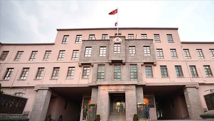 MSB’den Karadeniz’de sürüklenen şüpheli cisimlere ilişkin açıklama