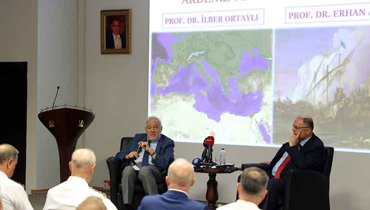 Prof. Dr. İlber Ortaylı, TEKNOFEST Mavi Vatan’da Türk denizciliğinin önemini vurgulamıştı