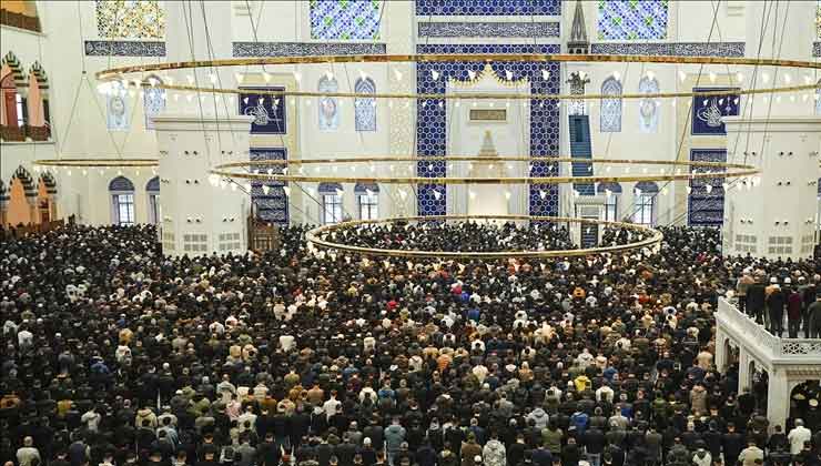 Ramazan Bayramı kutlanıyor