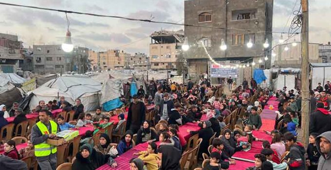Ribat’tan Gazze’de 50 bin kişilik iftar