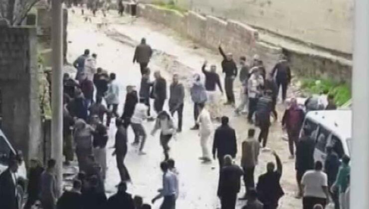 Savaşı andıran mahalle kavgasında ölenlerden ikisinin baba ve oğul olduğu ortaya çıktı