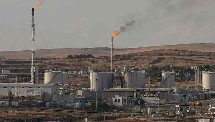 S&P Global Ratings, petrol üretim kesintileri nedeniyle Irak’ın kredi notunu negatif izlemeye aldı