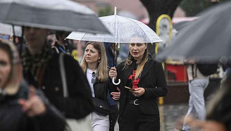 Türkiye’de kadınlar daha uzun yaşıyor