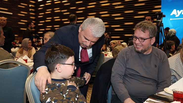 Vali Akın, engelli vatandaşlar ve aileleri ile iftarda buluştu